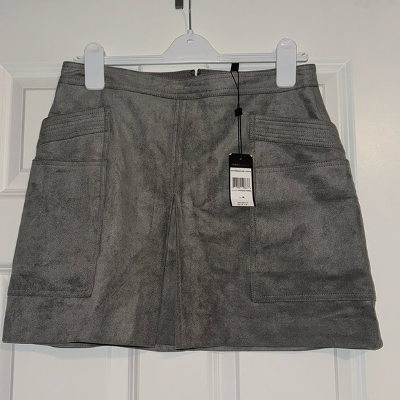 NWT BCBGMAXAZRIA Faux Suede Utility Mini Skirt - Picture 6 of 7